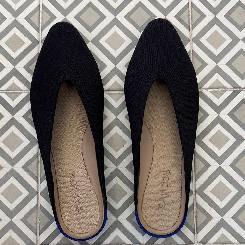 Rothy's Black and Blue Women's Flats